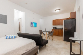 Home Miami Downtown - Wynwood area with backyard - Art District near Beach